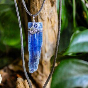 Artisan Blue Stone Pendant Necklace
